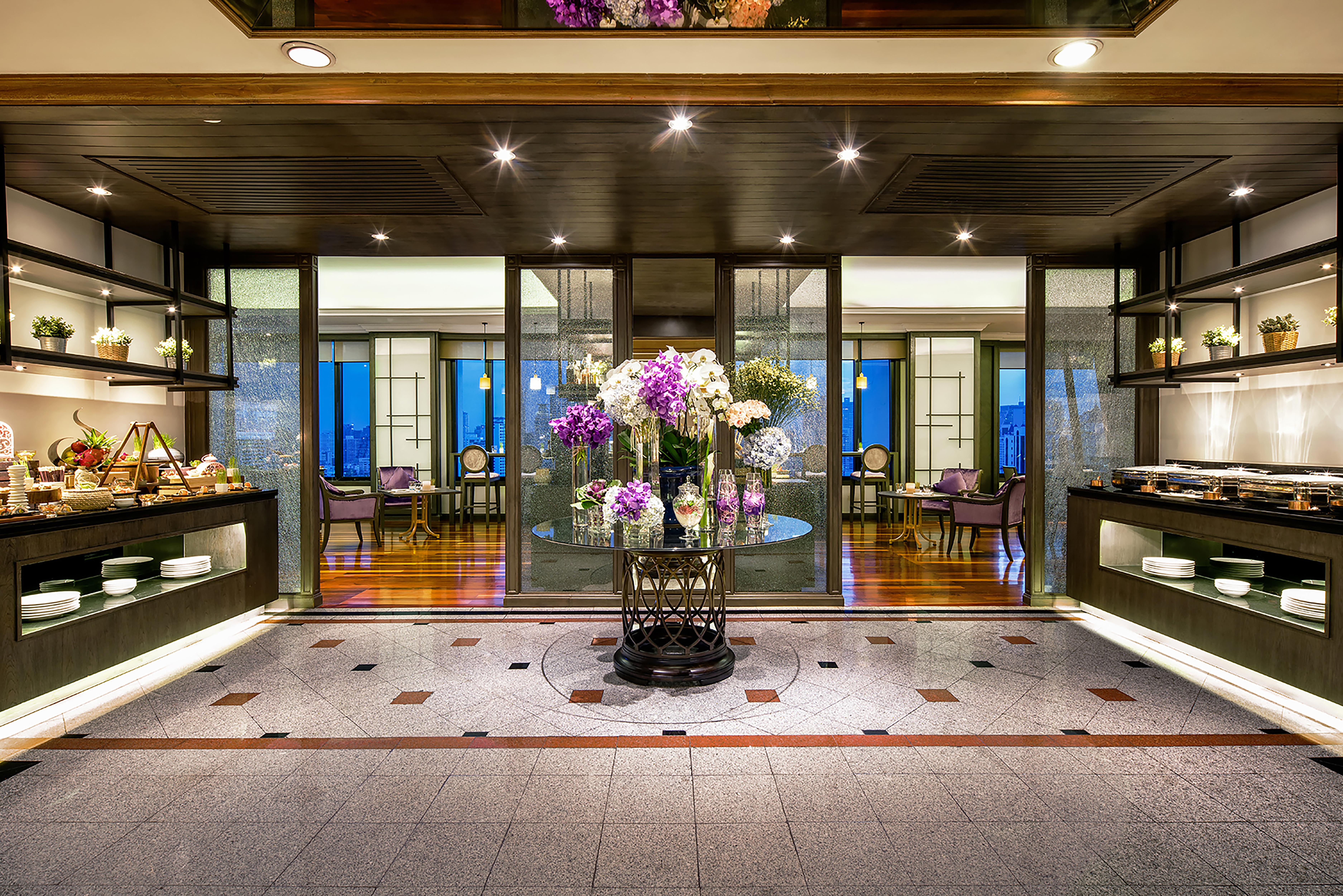 Grand Mercure Bangkok Atrium מראה חיצוני תמונה The lobby of the hotel
