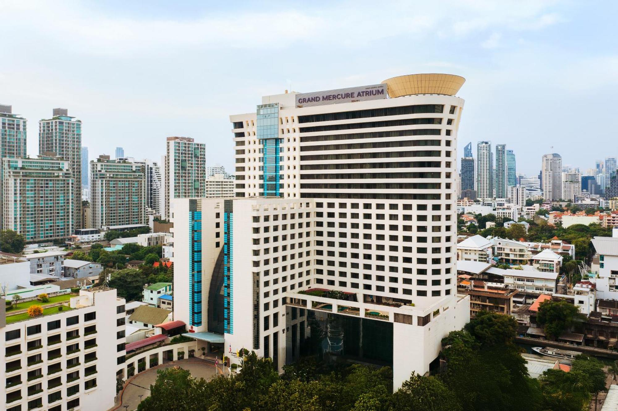 Grand Mercure Bangkok Atrium מראה חיצוני תמונה CRMC Medical Center