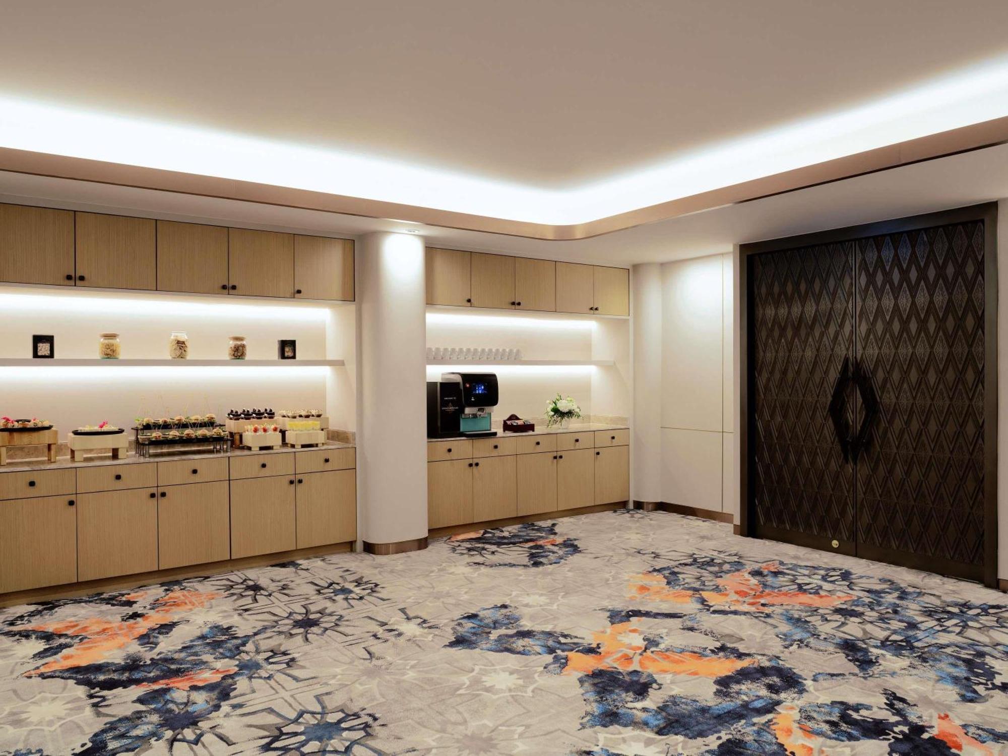 Grand Mercure Bangkok Atrium מראה חיצוני תמונה